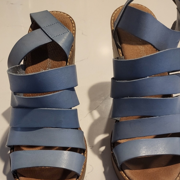 Free People  Heel - Picture 4 of 8